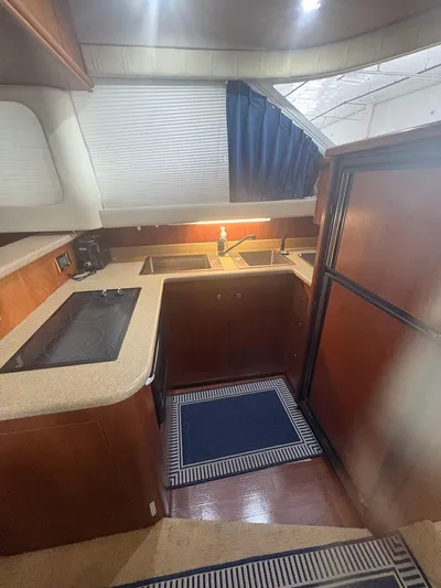  Yacht Photos Pics Galley