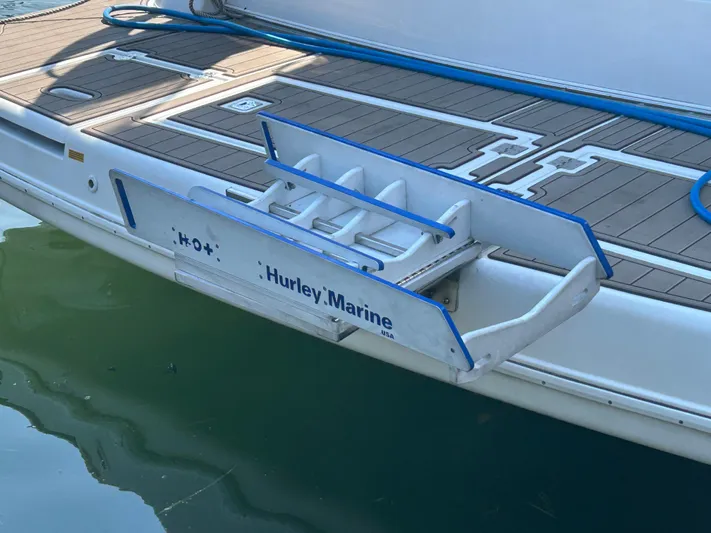  Yacht Photos Pics Hurley Davit