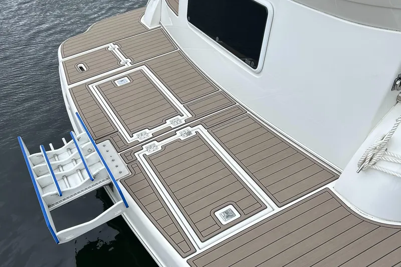  Yacht Photos Pics Hurley Davit