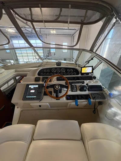  Yacht Photos Pics Helm