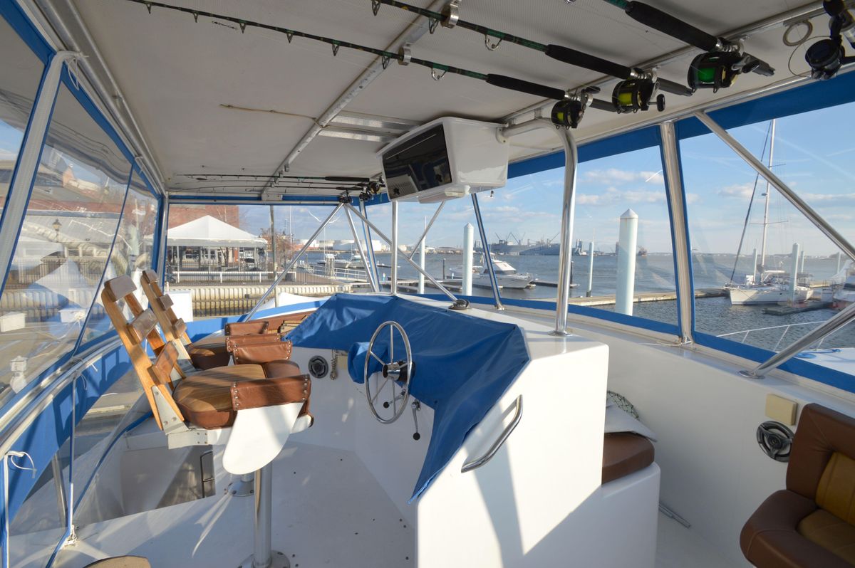 2004 Chesapeake 58 