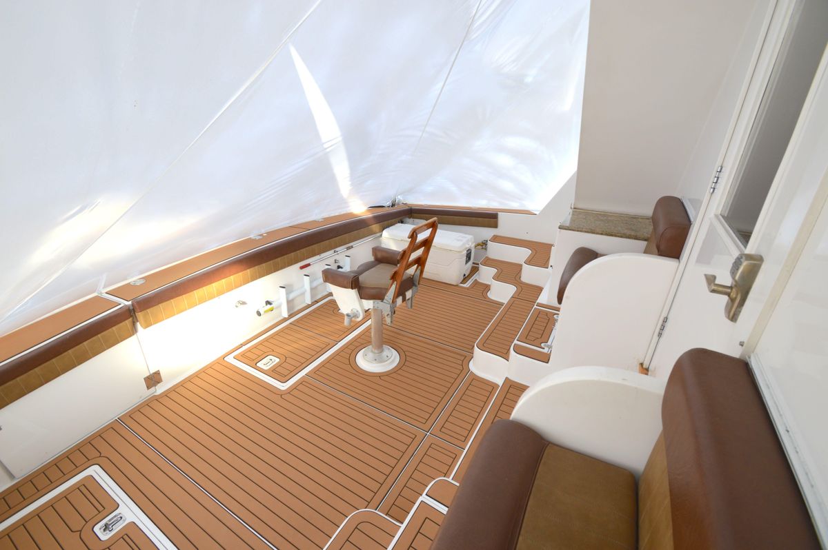 2004 Chesapeake 58 