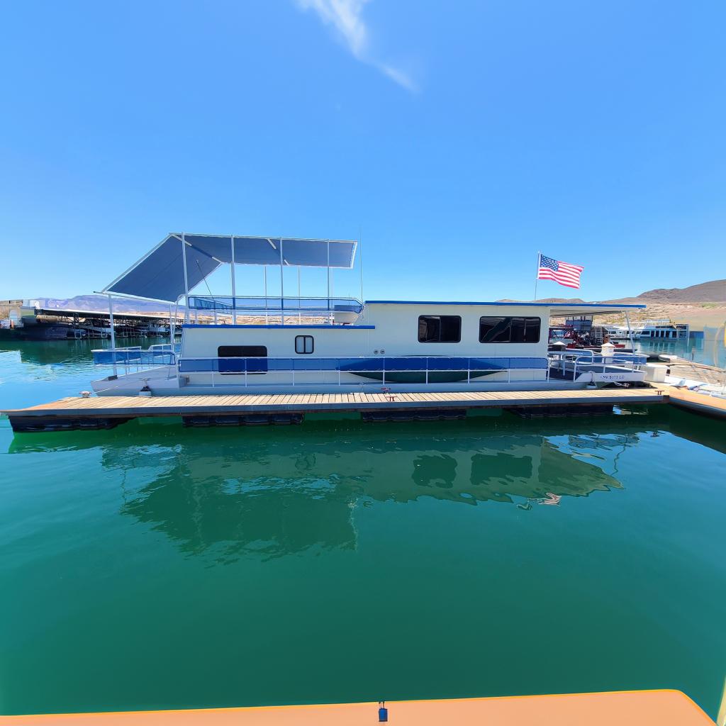 Stardust Cruisers Houseboat