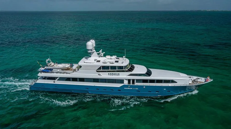 2008 Broward Raised Pilothouse - Image 2