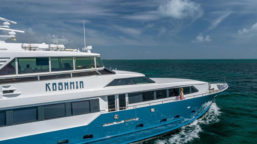 2008 Broward Raised Pilothouse - Image 8