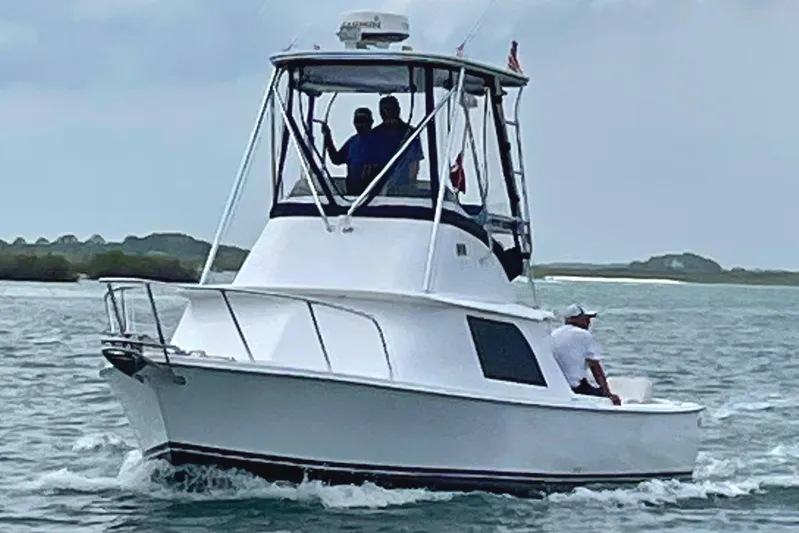 Rampage Yacht Photos Pics Underway - bow view