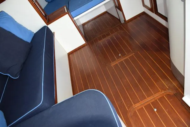 Rampage Yacht Photos Pics Teak and Holly cabin sole