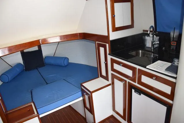 Rampage Yacht Photos Pics Cabin to starboard side