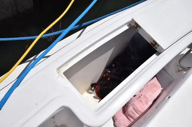 Rampage Yacht Photos Pics transom livewell or cooler