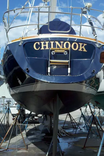 Chinook Yacht Photos Pics 