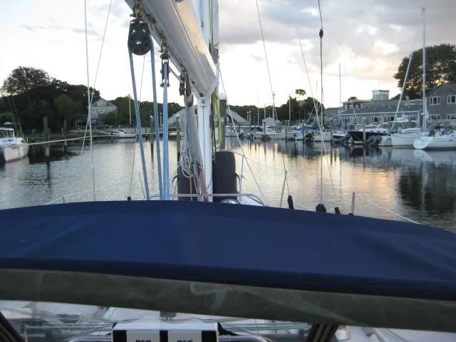 Chinook Yacht Photos Pics 