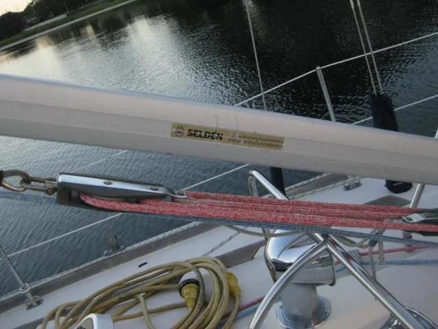 Chinook Yacht Photos Pics 