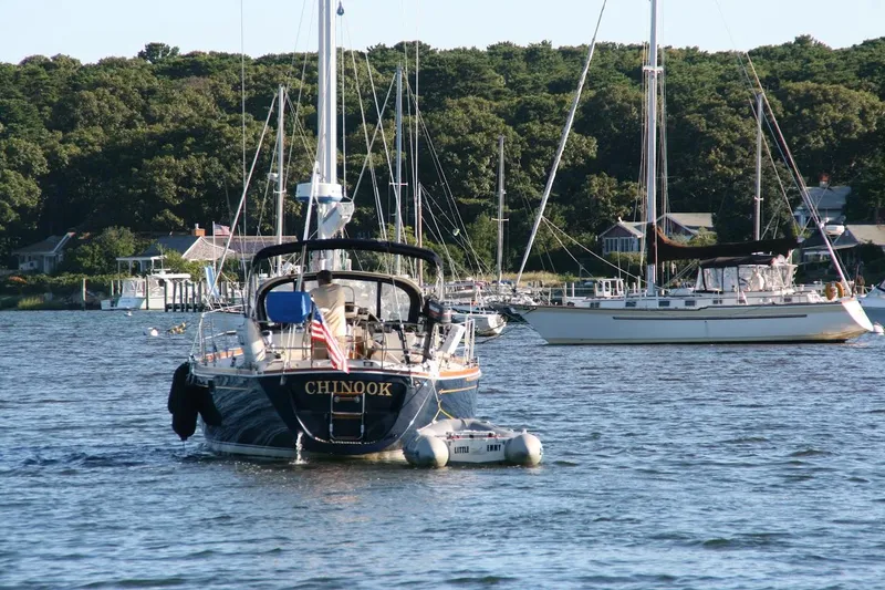 Chinook Yacht Photos Pics 