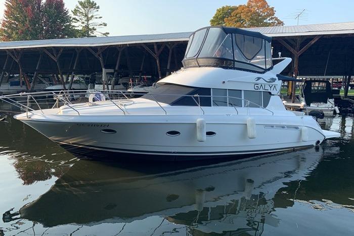 Silverton 362 Sedan Cruiser