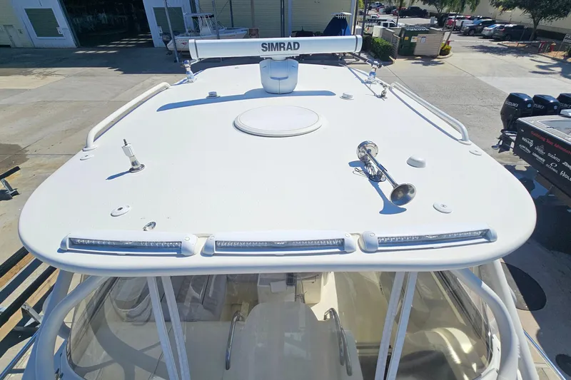  Yacht Photos Pics 2008 Hydra-Sports Vector 3500 VX boat with Simrad equipment on deck.