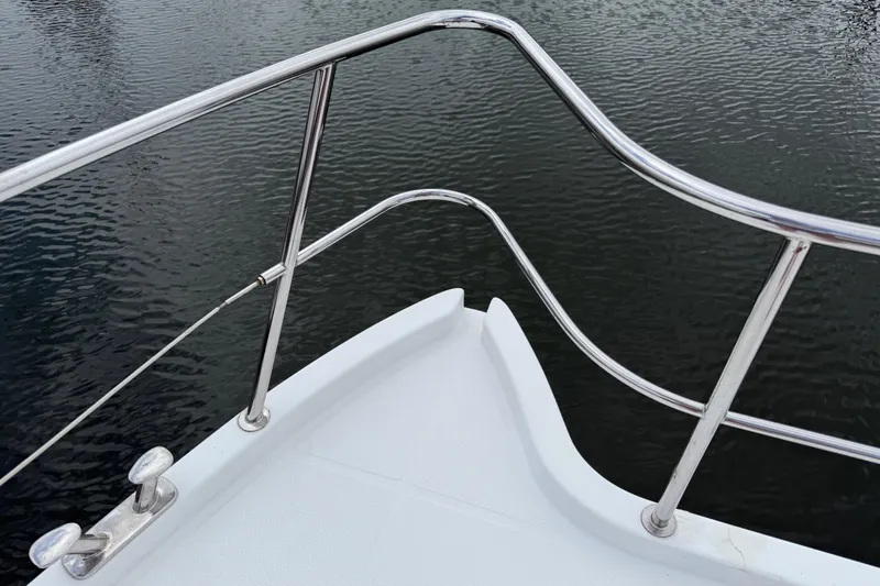 Ohana Yacht Photos Pics Bow of 2015 Fountaine Pajot Summerland 40 LC catamaran with stainless steel railings.