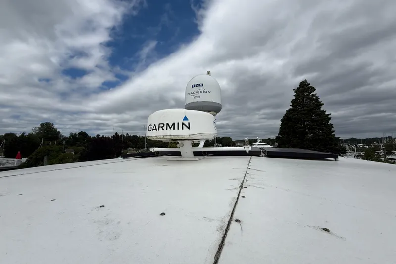 Ohana Yacht Photos Pics Rooftop view of 2015 Fountaine Pajot Summerland 40 LC with Garmin radar equipment.