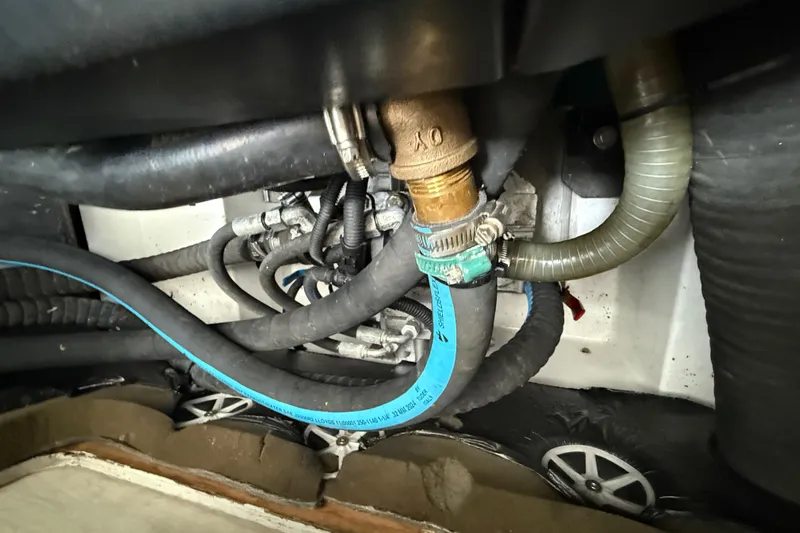 Ohana Yacht Photos Pics 