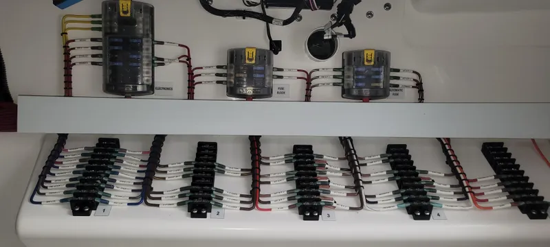 Molly G Yacht Photos Pics 