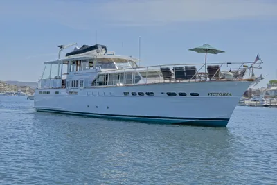 Chris-Craft Constellation