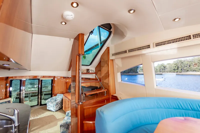 Relentless Yacht Photos Pics 