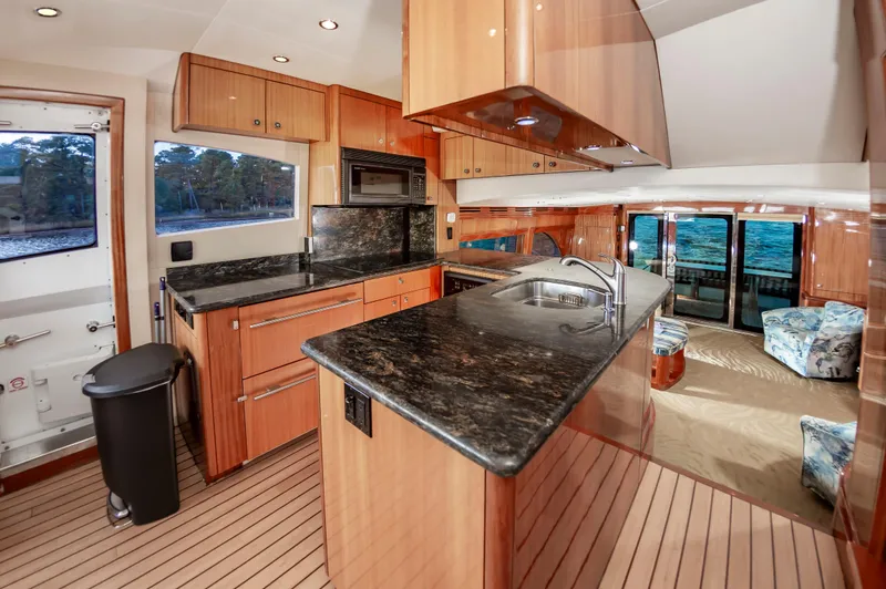 Relentless Yacht Photos Pics 