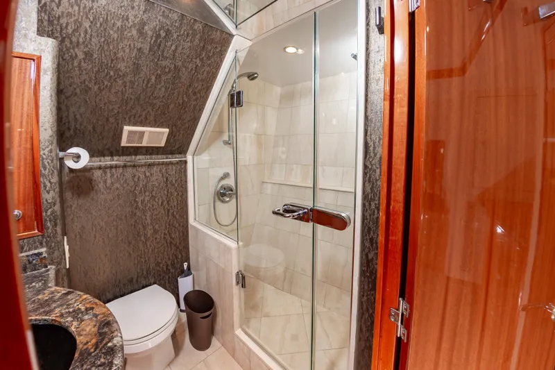 Relentless Yacht Photos Pics 