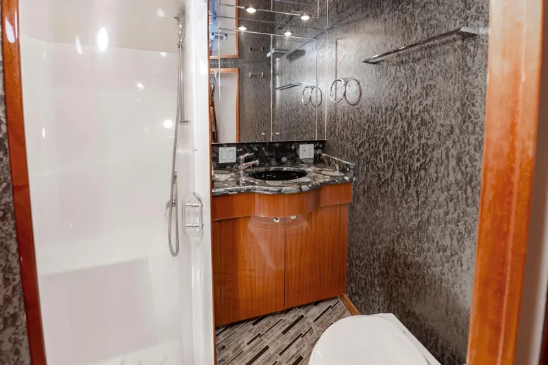 Relentless Yacht Photos Pics 