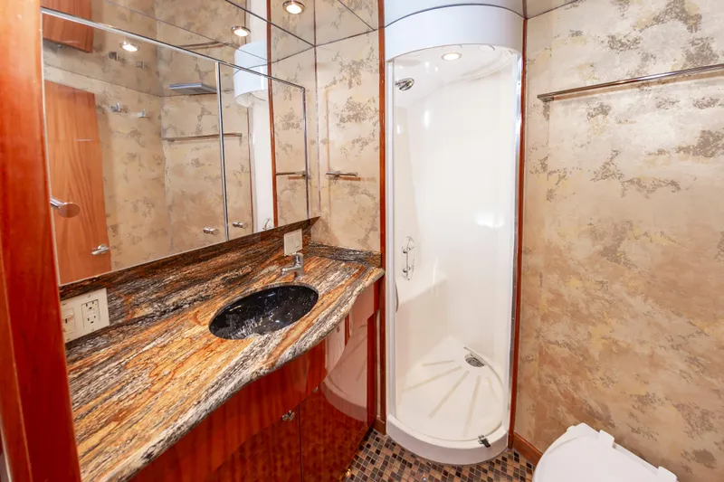 Relentless Yacht Photos Pics 