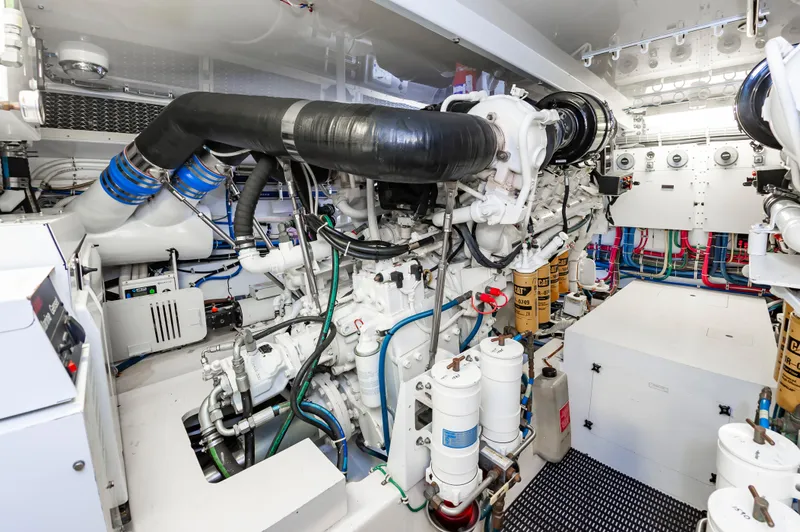 Relentless Yacht Photos Pics 