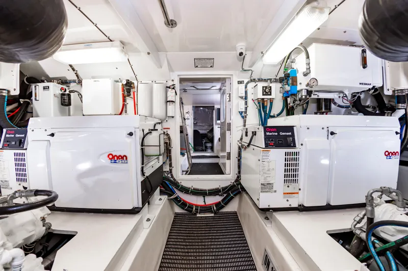 Relentless Yacht Photos Pics 