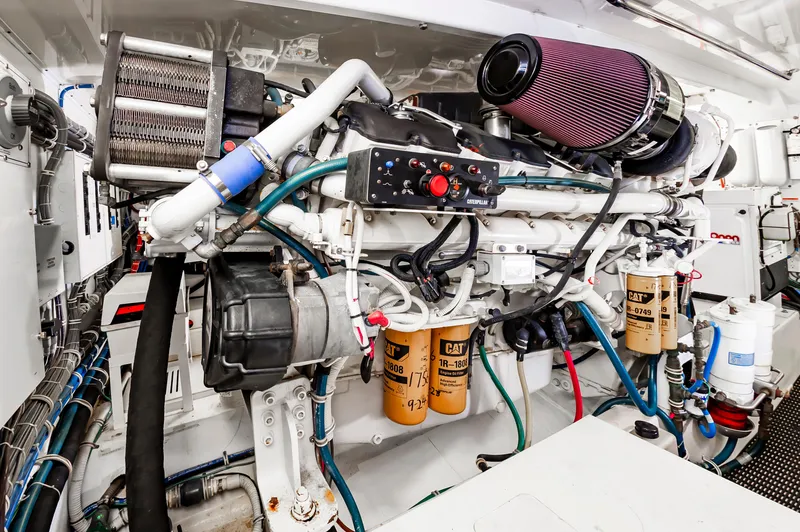 Relentless Yacht Photos Pics 