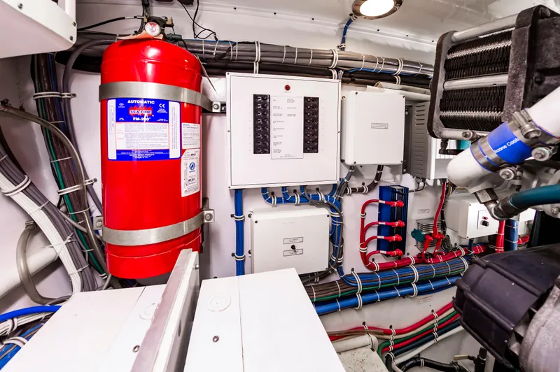 Relentless Yacht Photos Pics 