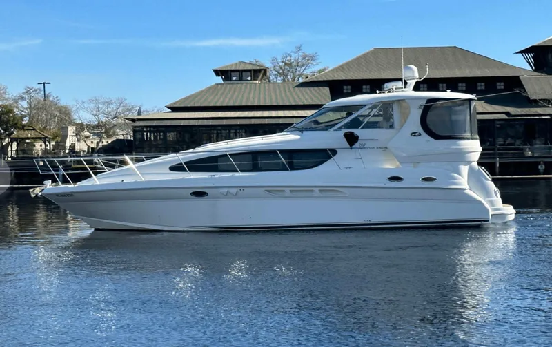 Cool Change Yacht Photos Pics 1 2004 Sea Ray 390 Exterior Port Side