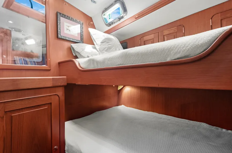 Mrs Jones Yacht Photos Pics 