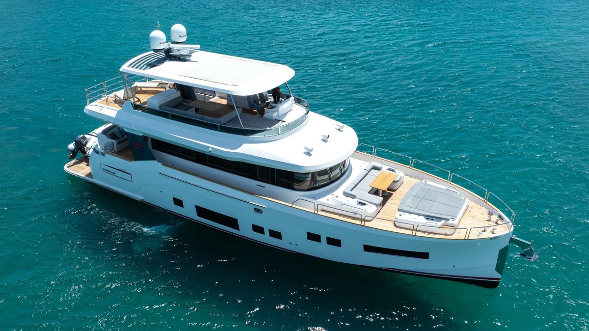2018 Sirena 64 