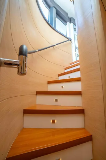 Sand Bar Yacht Photos Pics 