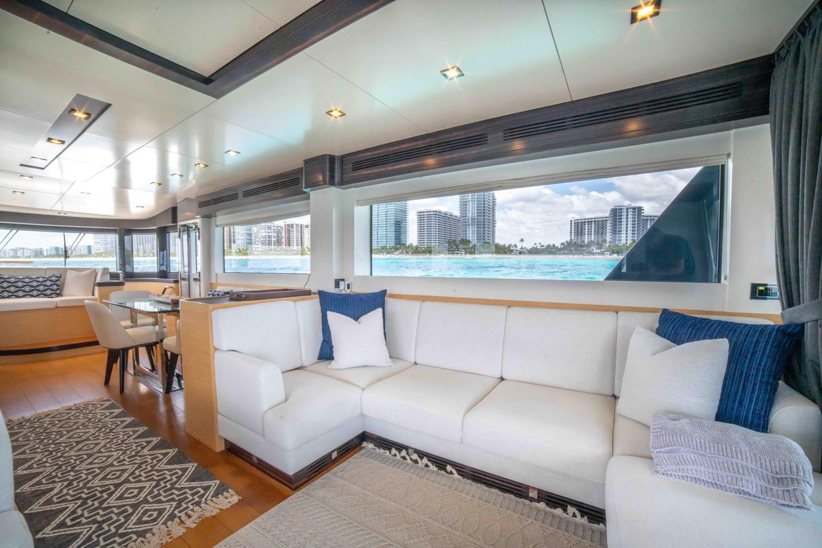 2018 Sirena 64 