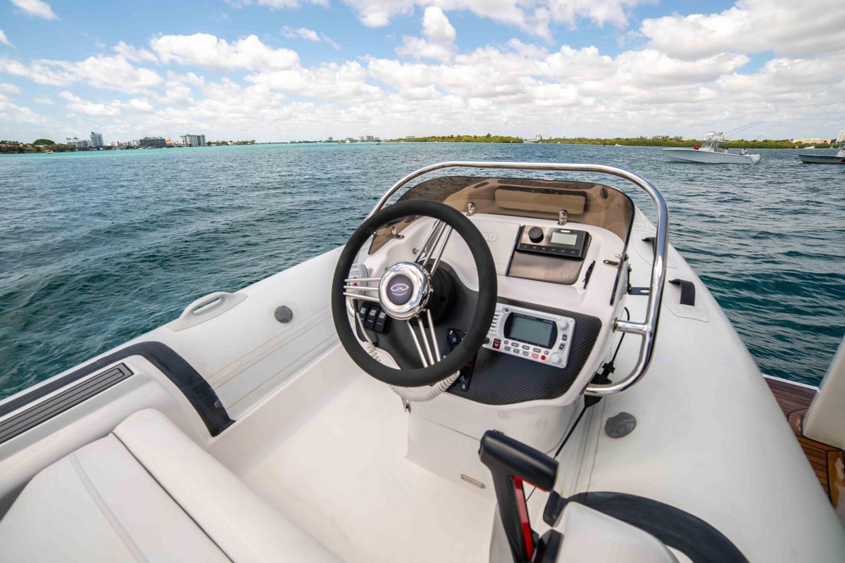 2018 Sirena 64 