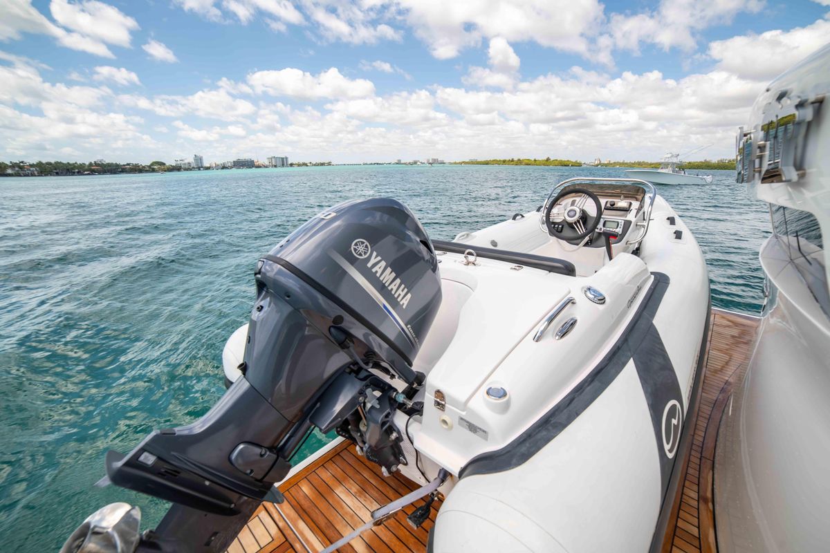 2018 Sirena 64 