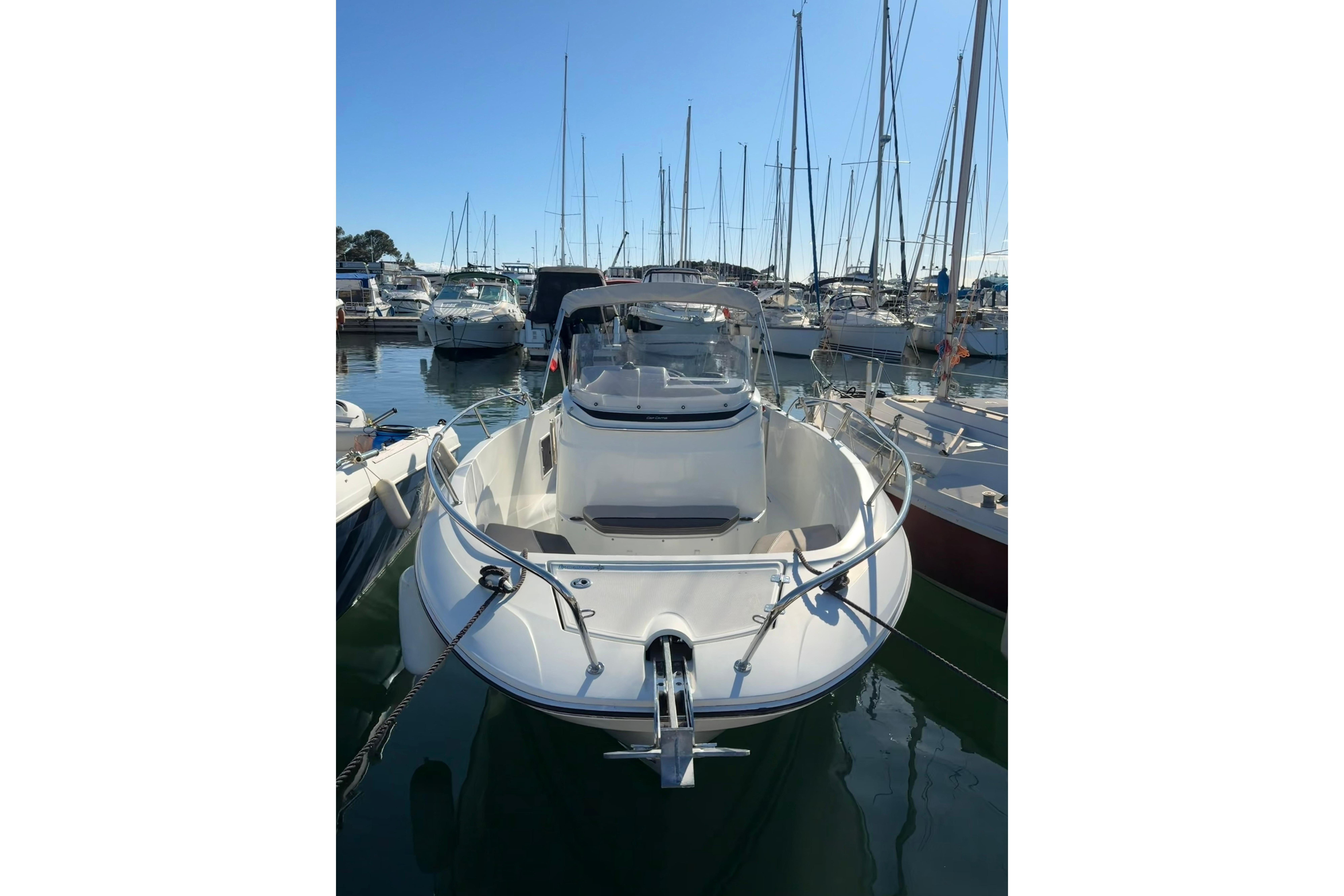 2021 Jeanneau Cap Camarat 7.5 CC