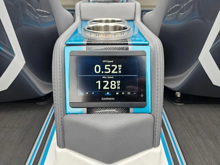  Yacht Photos Pics Garmin GPS display in MTI 440X boat, showing speed data, 2026 model.