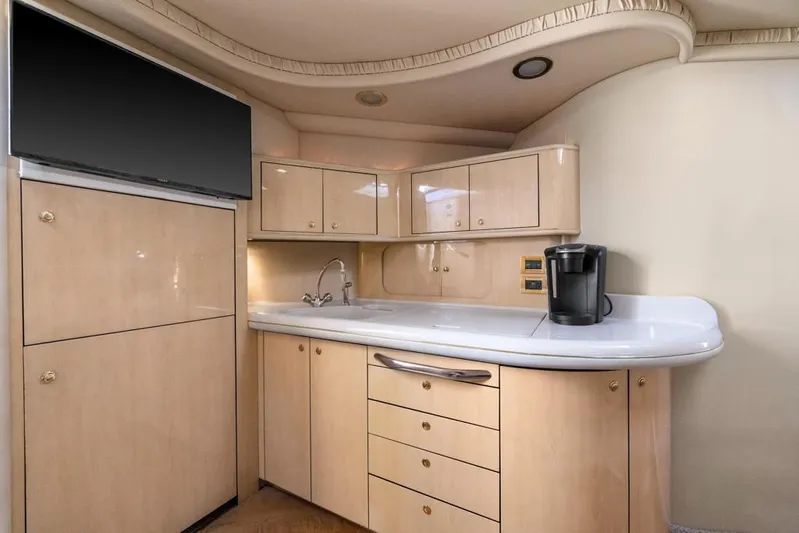 Searayous Relapse Yacht Photos Pics 