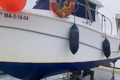 2004 Italia Yachts Altair 750