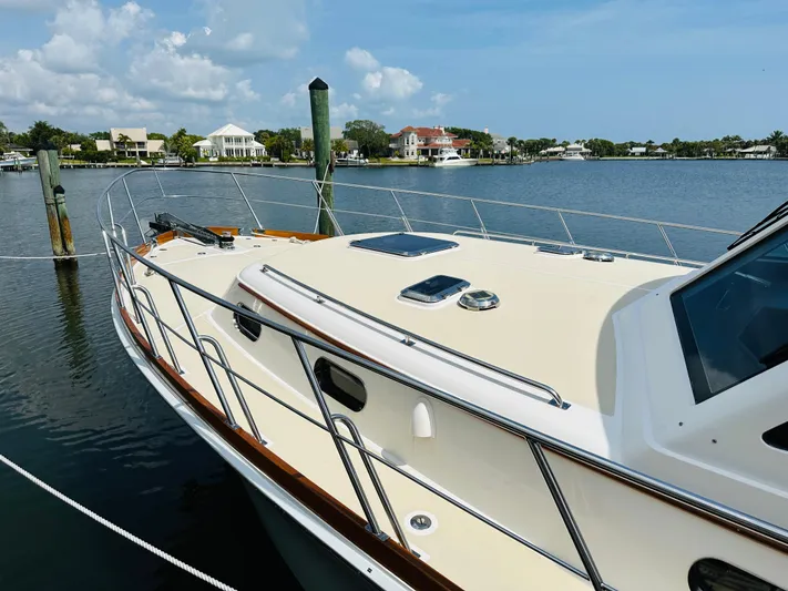 Seabird Yacht Photos Pics 