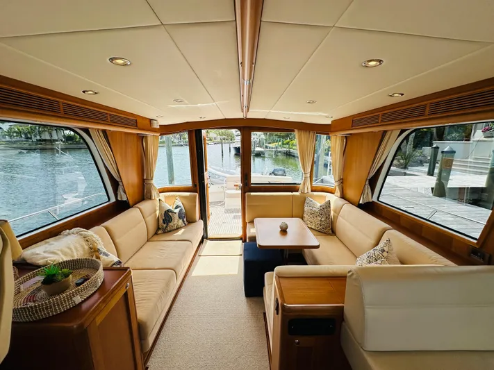 Seabird Yacht Photos Pics 