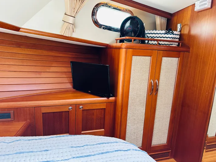 Seabird Yacht Photos Pics 