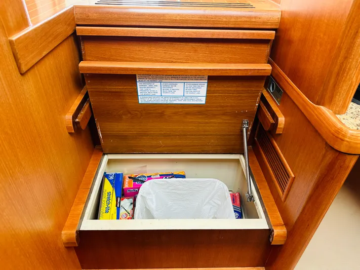 Seabird Yacht Photos Pics 