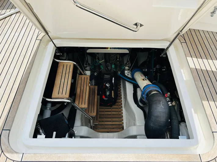 Seabird Yacht Photos Pics 