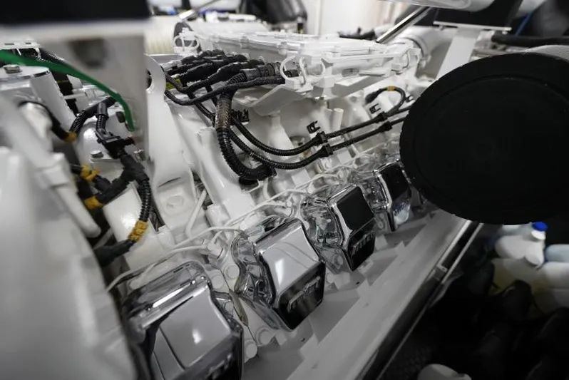 Seahawk Yacht Photos Pics 